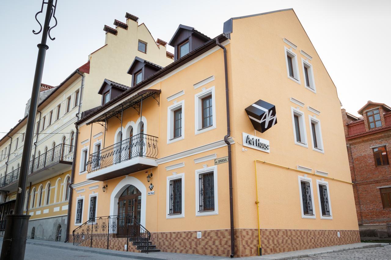 Art House Hostel Kamyanets-Podilski Dış mekan fotoğraf